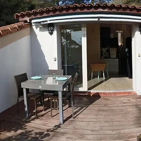 Petite Maison Au Calme - Piscine En Copropriete, Terrasse, Mer, Clim