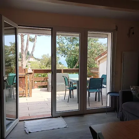 Petite Maison Au Calme - Piscine En Copropriete, Terrasse, Mer, Clim Vallauris